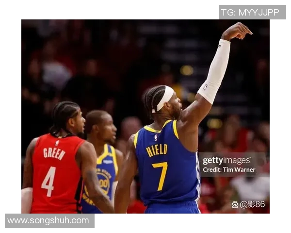 勇士与火箭季后赛第五场激战回顾关键时刻的精彩瞬间与战术分析 勇士与火箭季后赛第五场激战回顾关键时刻的精彩瞬间与战术分析